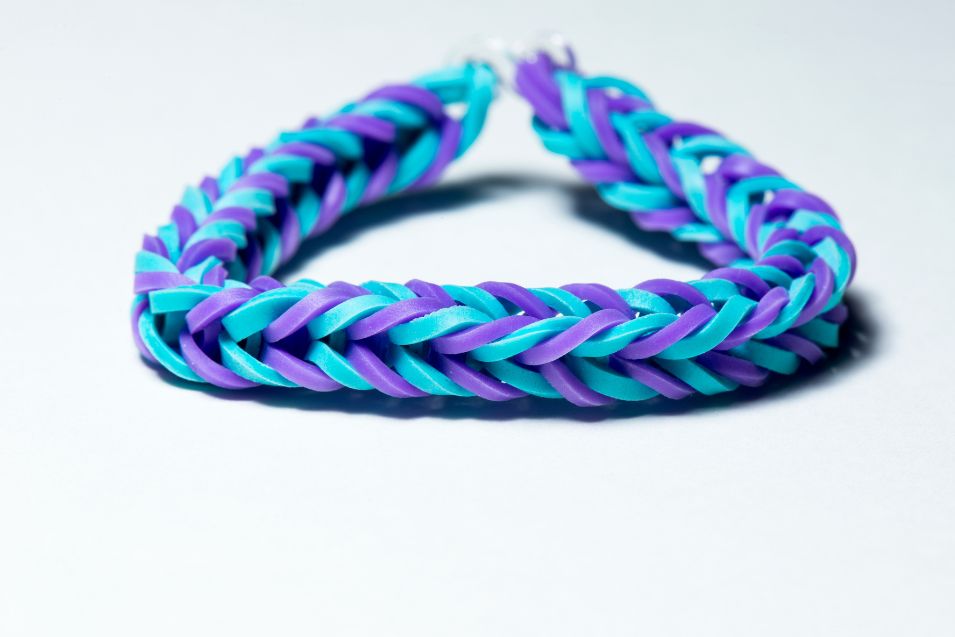 ruber band bracelet